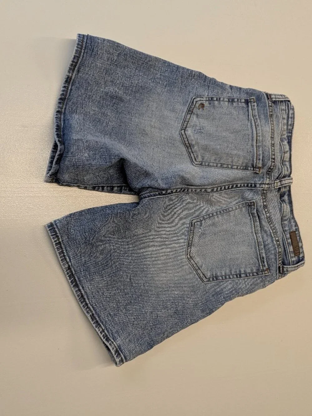 Kut From The Cloth Size 2 High Rise Boyfriend Short Medium Vintage Wash